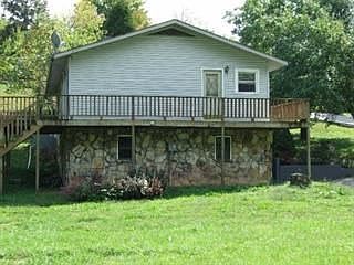 4th image of 1828 Oak Hill Dr