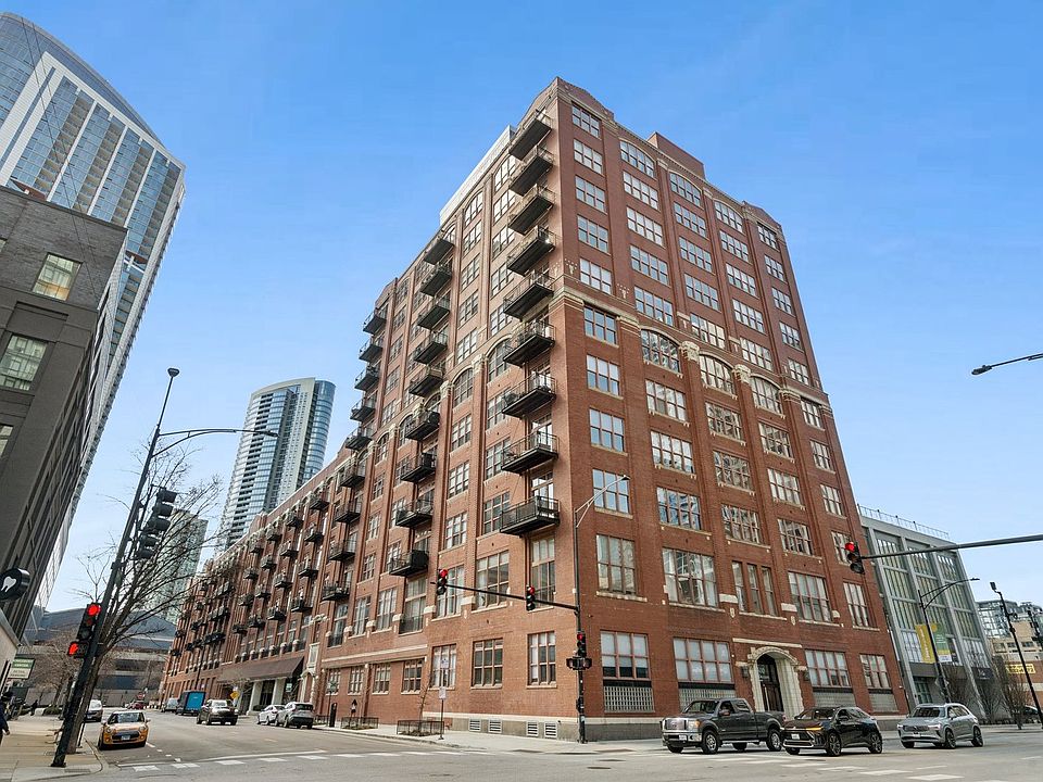 1st image of 360 W Illinois St APT 5F