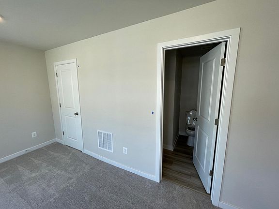 5th image of 2244 Barhill Way Edentonii