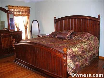 Large Mstr Bedroom