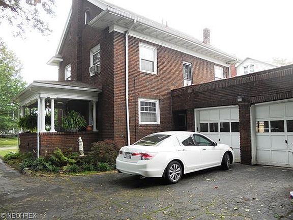 2nd image of 465 Briarwood Dr