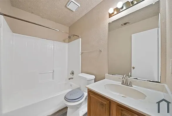 2820 Bent Brook Dr — Photo 9
