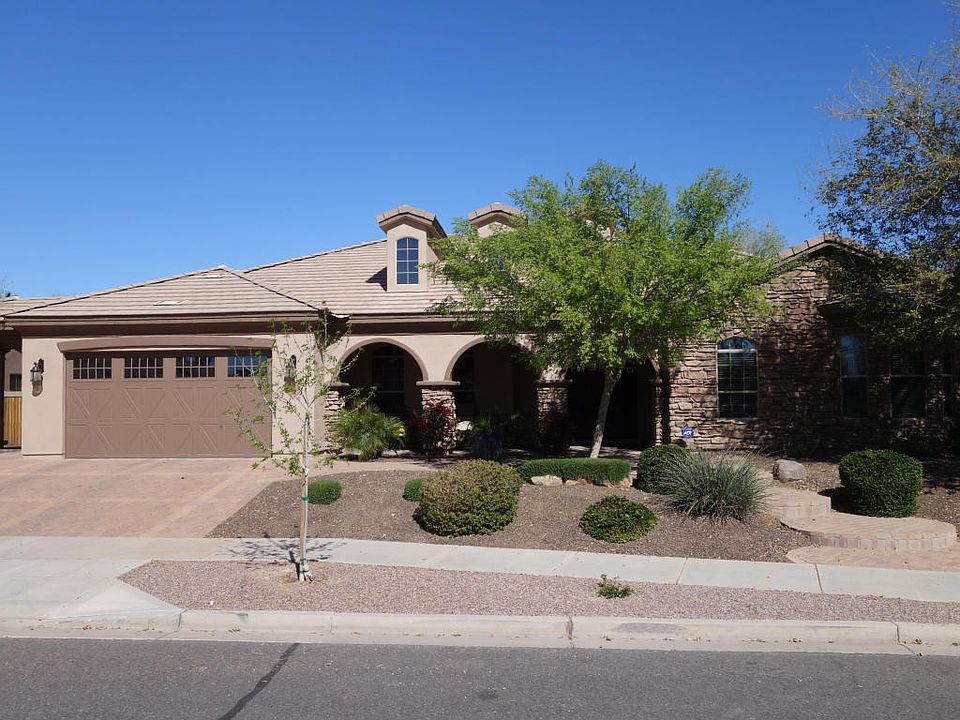 1st image of 20128 E Stonecrest Dr