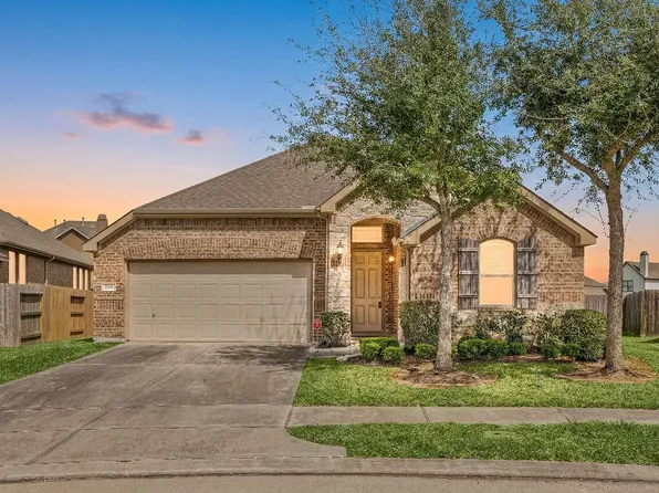 6200 Glenn Hills Ln, League City, TX 77573