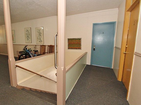 2nd image of 105 N Commercial Ave #3