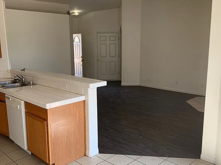 15415 Kiamichi Rd — Photo 12