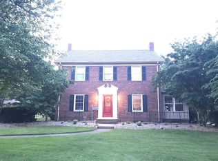 1053 E Maple St, North Canton, OH 44720