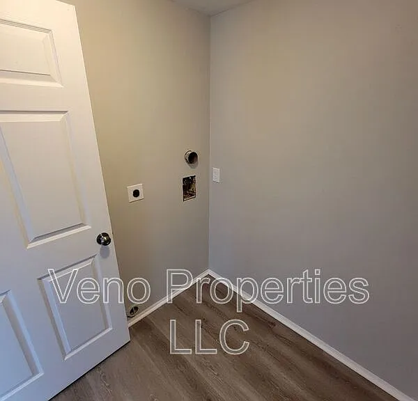 40 McIntyre St #C5 — Photo 13