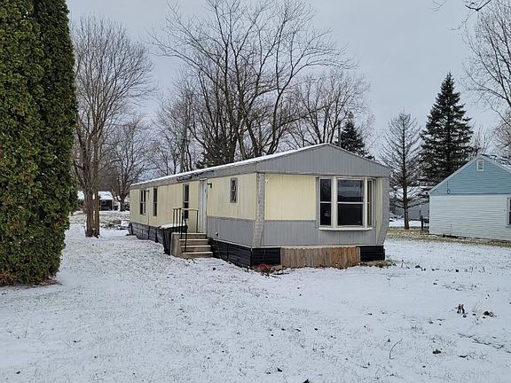 2nd image of 1905 N Garnet Ave