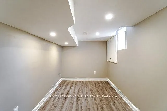 7102 Salme Dr — Photo 8