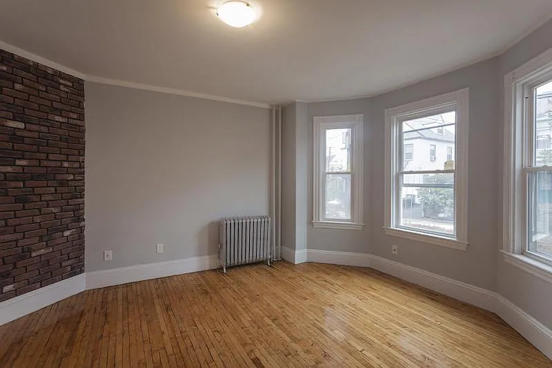 Building Photo - 38 Cherry St #1D