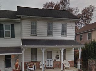 206 E Donegal St, Mount Joy, PA 17552