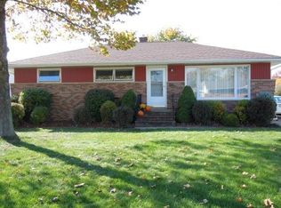 7770 Ann Arbor Dr, Parma, OH
