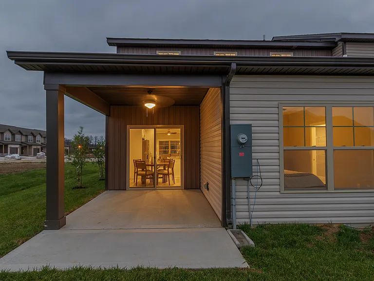 301 Copperfield Way — Photo 8