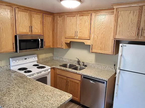 5th image of 7023 Holland Ave