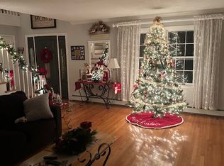 454 Milford Rd, Milford, PA 18337