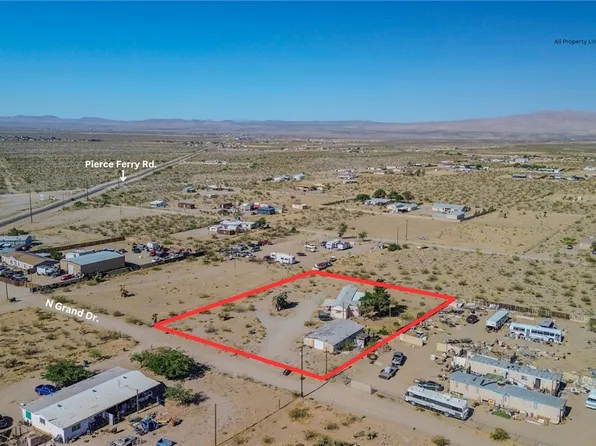 15597 N Grand Dr, Dolan Springs, AZ 86441