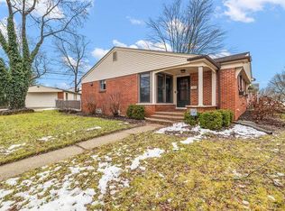 1803 Nakota Rd, Royal Oak, MI 48073