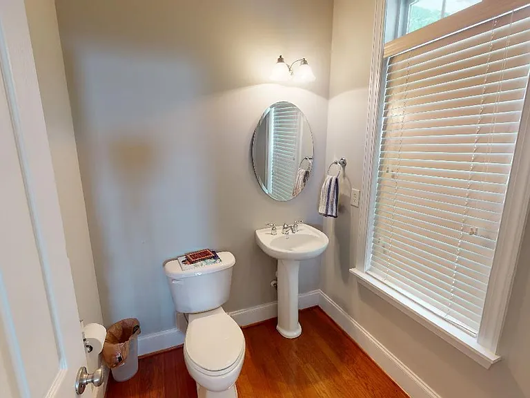 1737 Lela Ave — Photo 6
