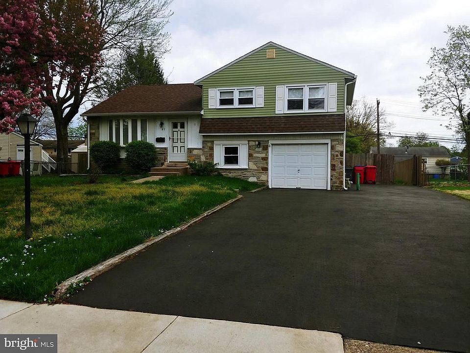 2nd image of 87 Henry Ave