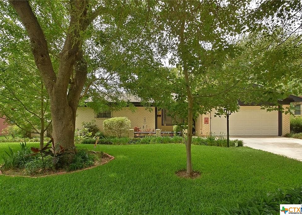 1st image of 212 Parkview Dr