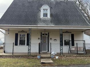 8894 N State Route 2, Byron, IL 61010