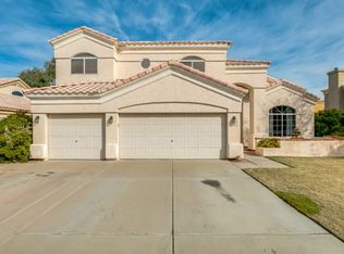 2910 E Fox St, Mesa, AZ 85213