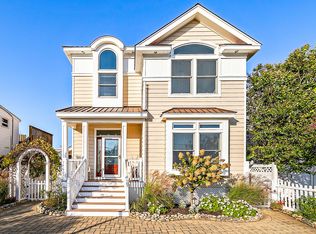 107 E 27th St, Ship Bottom, NJ 08008