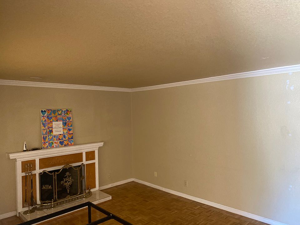 2nd image of 2580 Bambi Ln
