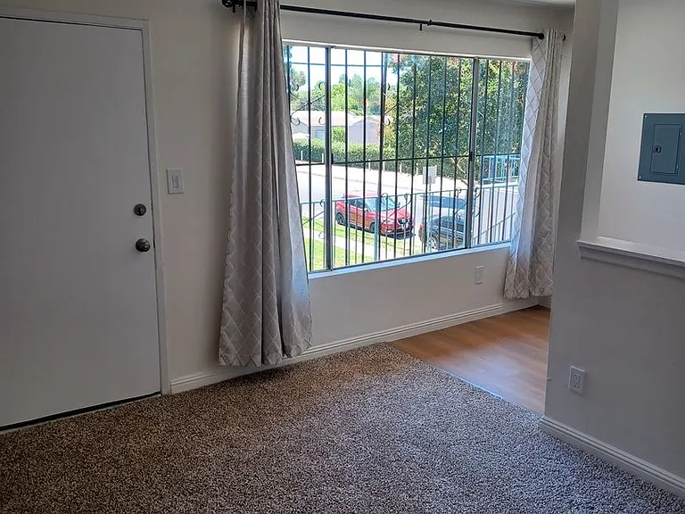 12511 Morningside Ave — Photo 4
