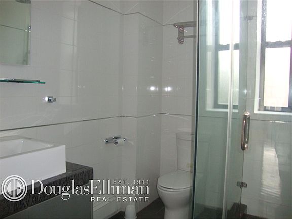 4th image of 235 W 109th St APT 3B