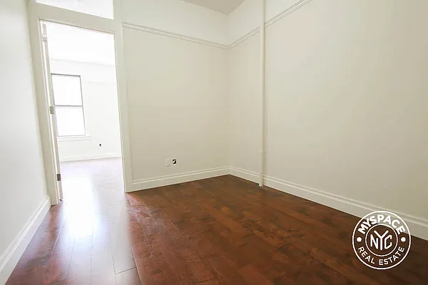 Rented by MySpaceNYC | media 34