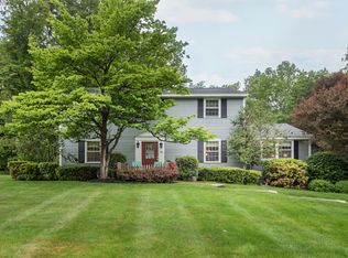 78 Wild Rose Dr, Andover, MA 01810