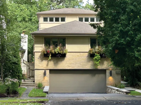 6782 N Jean Ave, Chicago, IL 60646