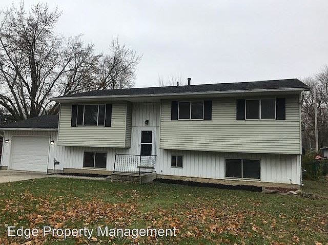 1st image of 769 Roberts St