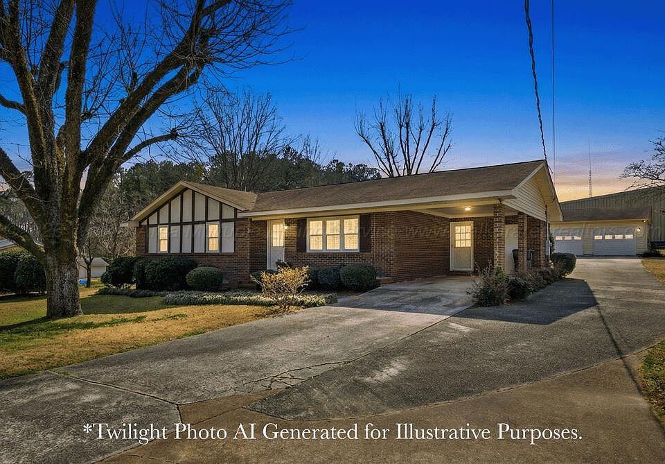 1st image of 1507 3rd St NE