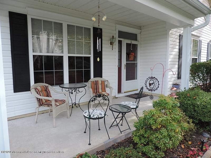 1st image of 405 Spring Meadow Dr #1000