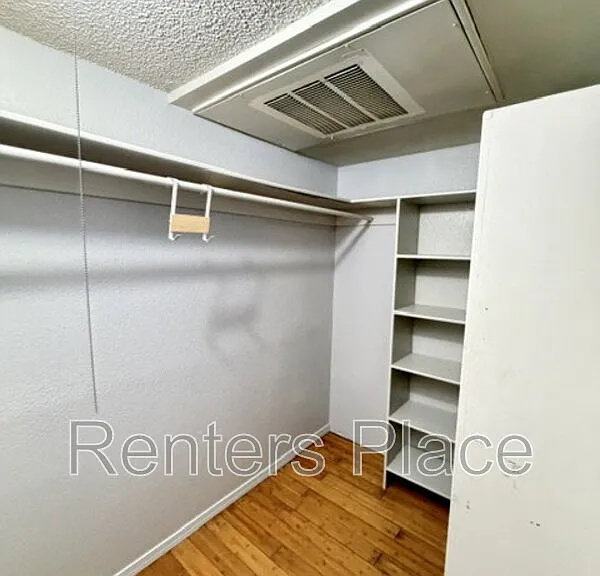 1207 S Quaker Ave #203 — Photo 10