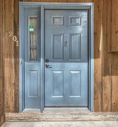 2nd image of 2201 Nantucket Rd