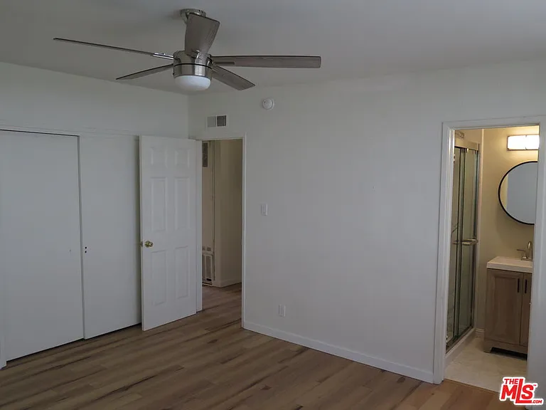 1022 N Croft Ave #5 — Photo 11