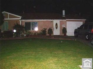 2714 Strawberry Ln, Santa Ana, CA 92706