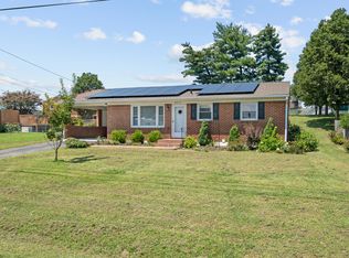 2812 Arrington Dr NE, Roanoke, VA 24012