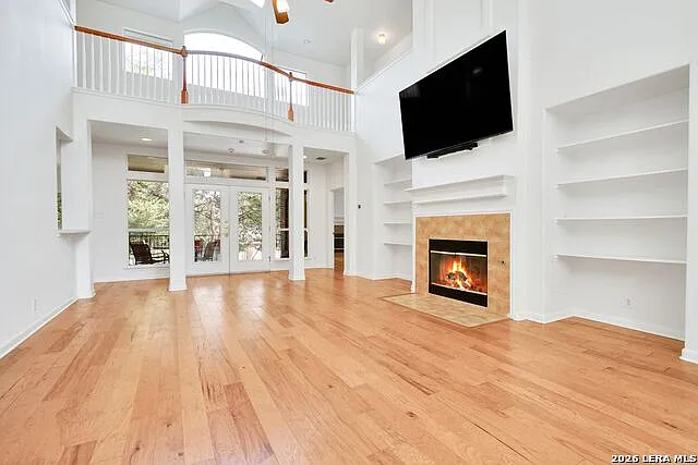 4 bed, 3.5 bath, 3844 sqft, $3,800 — Photo 4