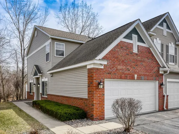 638 Village Pkwy, Circle Pines, MN 55014