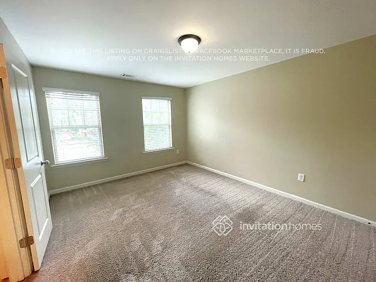 963 Rock Hill Pkwy — Photo 9