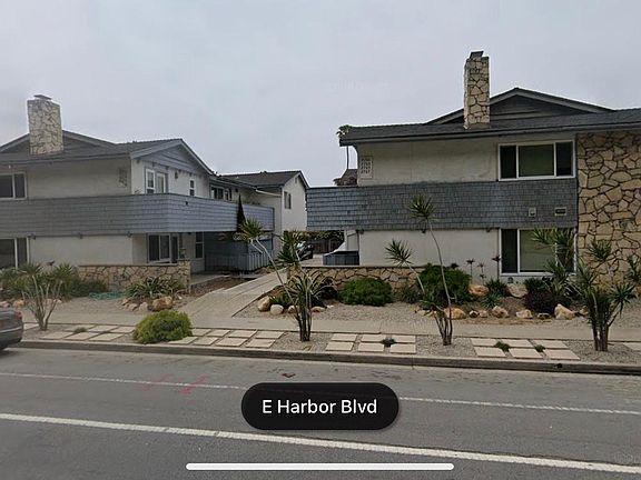 2nd image of 2717 Harbor Blvd
