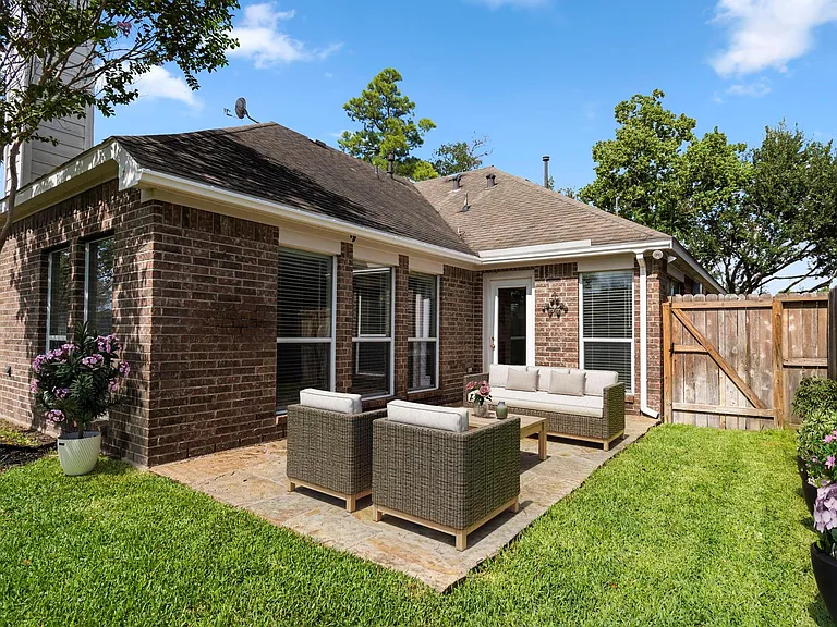 9907 Brandywood Cir — Photo 21