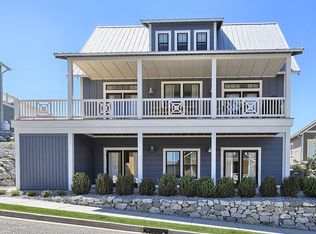 565 Porcupine Ln, Chelan, WA 98816