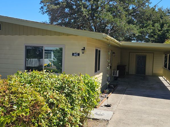 445 Forest Dr