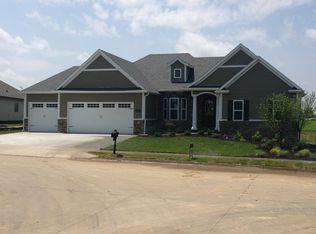 6212 W Bridle Bend Dr, Columbia, MO 65201